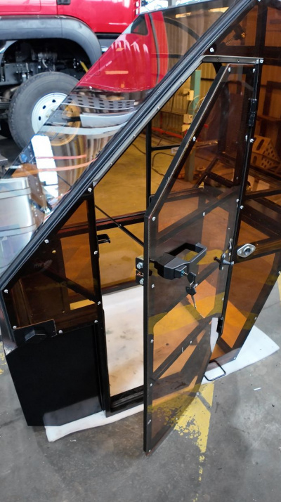 Кабина оператора КМУ